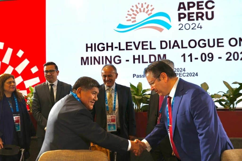 Cumbre de minería APEC se llevó a cabo durante el primer día del Expomina Perú 2024