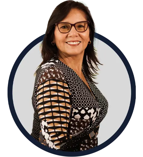 paola bustamante, premio, evaluador